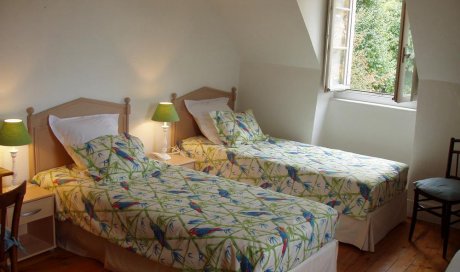 Réserver une chambre familiale pour 2 adultes et 2 enfants - Bagnères-de-Luchon - Le Castel de la Pique