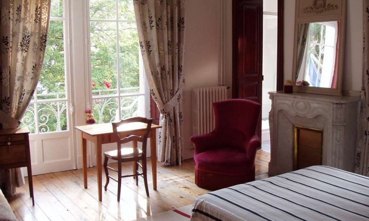 Chambres - Bagnères-de-Luchon - Le Castel de la Pique
